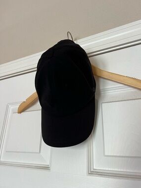 lululemon athletica Baller Cap in Black